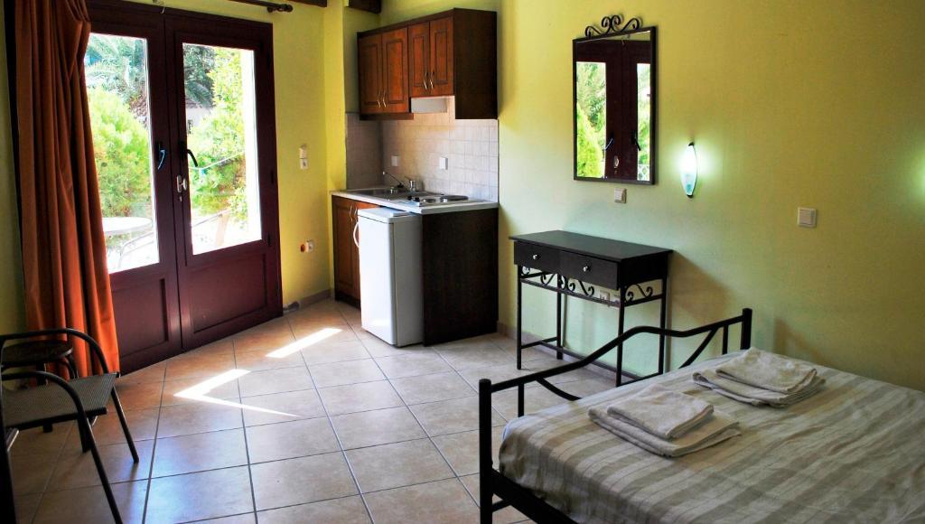 Argo Apartments Vasilikí Pokoj fotografie